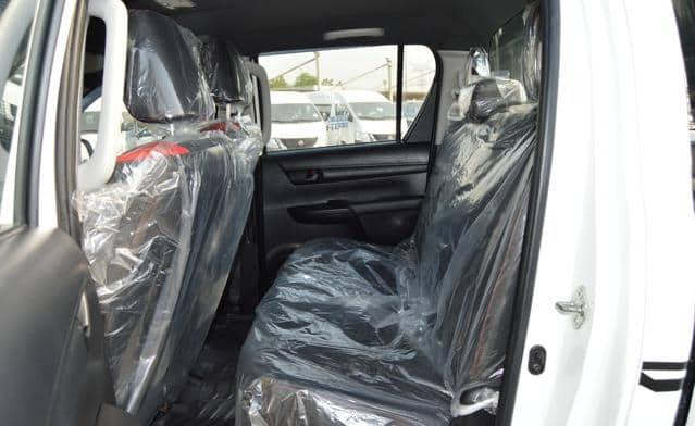 TOYOTA HILUX DOUBLE CABIN