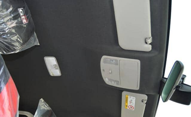 TOYOTA HILUX DOUBLE CABIN