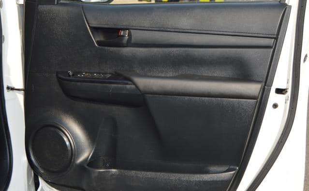 TOYOTA HILUX DOUBLE CABIN