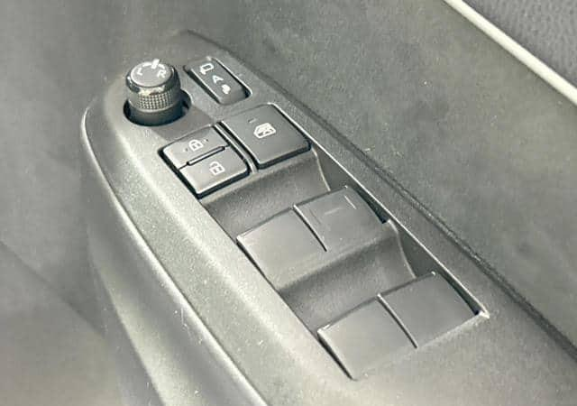 2023 TOYOTA YARIS CROSS G