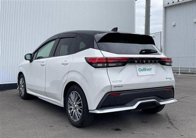 2022 NISSAN NOTE