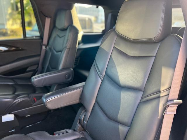CADILLAC ESCALADE PLATINUM