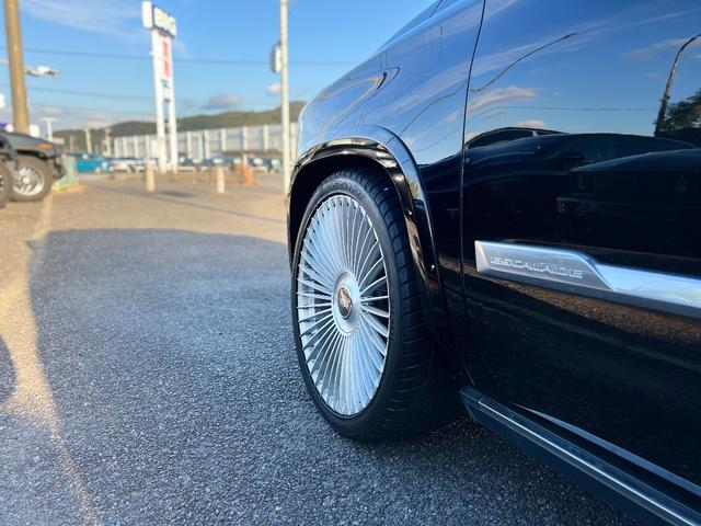 CADILLAC ESCALADE PLATINUM
