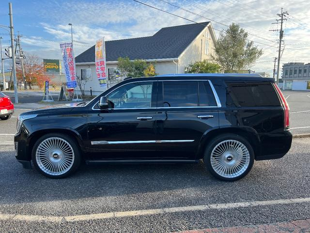 CADILLAC ESCALADE PLATINUM