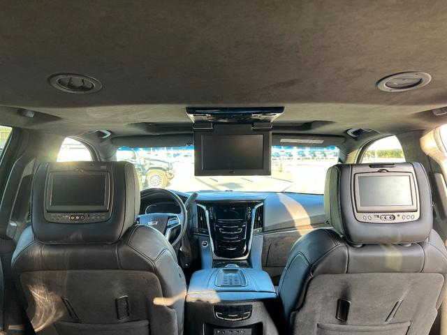 CADILLAC ESCALADE PLATINUM