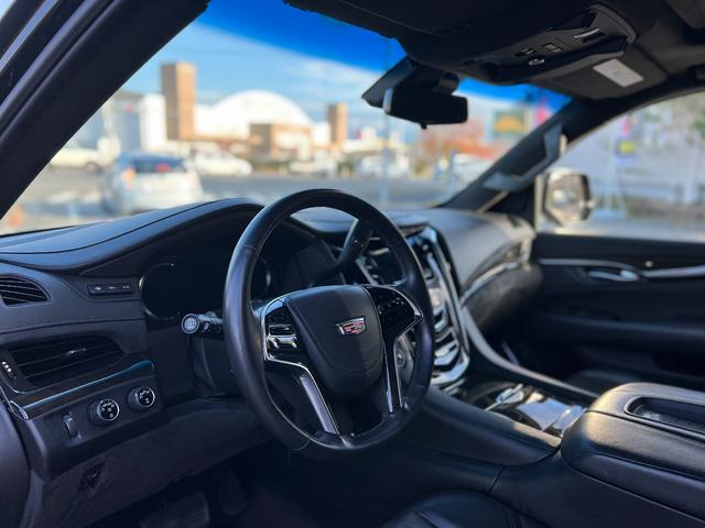 CADILLAC ESCALADE PLATINUM