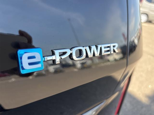 NISSAN NOTE X