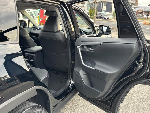 TOYOTA RAV4 HYBRID G