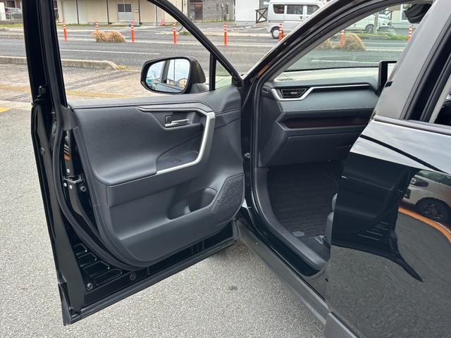 TOYOTA RAV4 HYBRID G