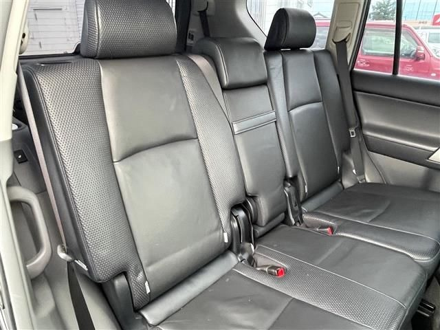 TOYOTA LAND CRUISER PRADO TXL Package