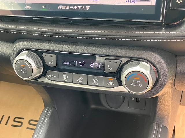 NISSAN KICKS X