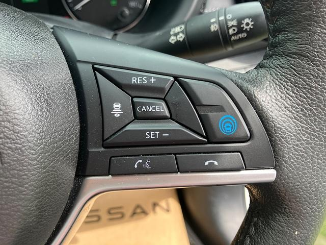 NISSAN KICKS X