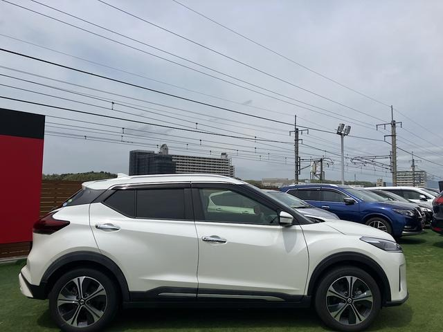 NISSAN KICKS X